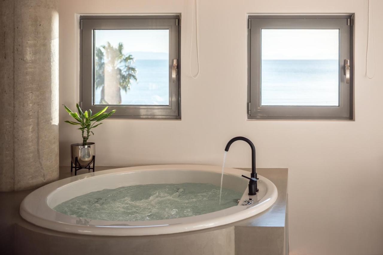 King Suite Sea View