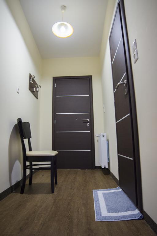 Bed in 6-Bed Mixed Dormitory Room with Bathroom,112288704:JPEG