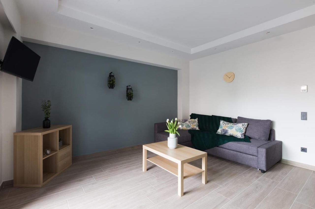 Penthouse One Bedroom Apartment with Balcony