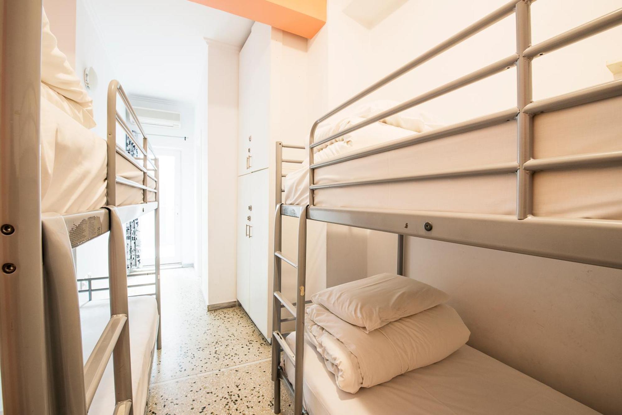 Bed 4-Bed Female Dorm Ensuite,1214755624:JPEG
