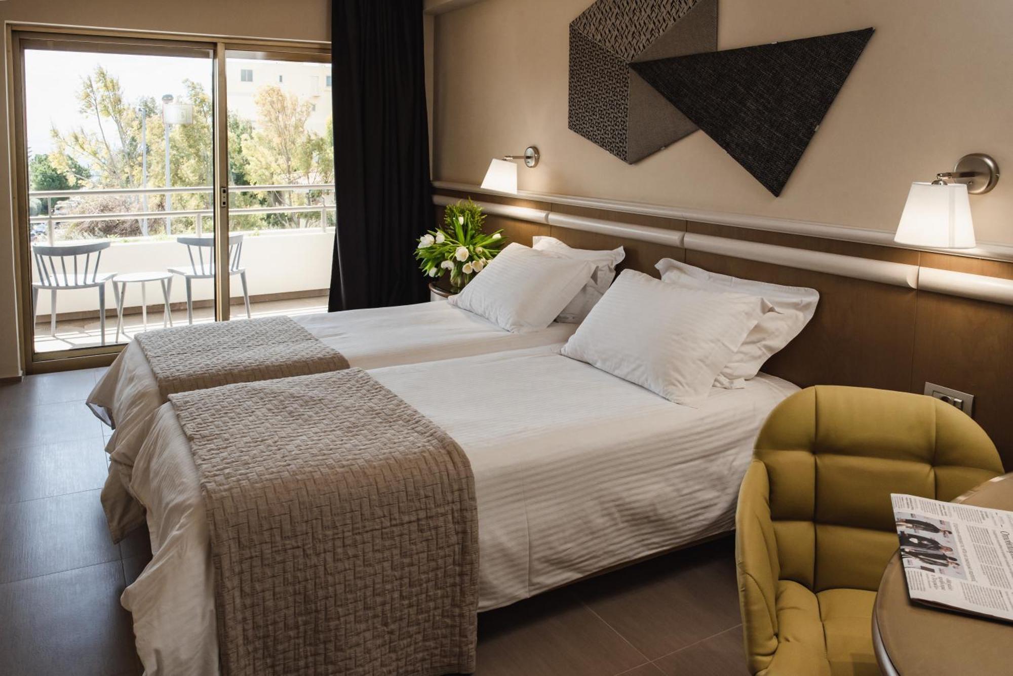 Superior Double or Twin Room City View