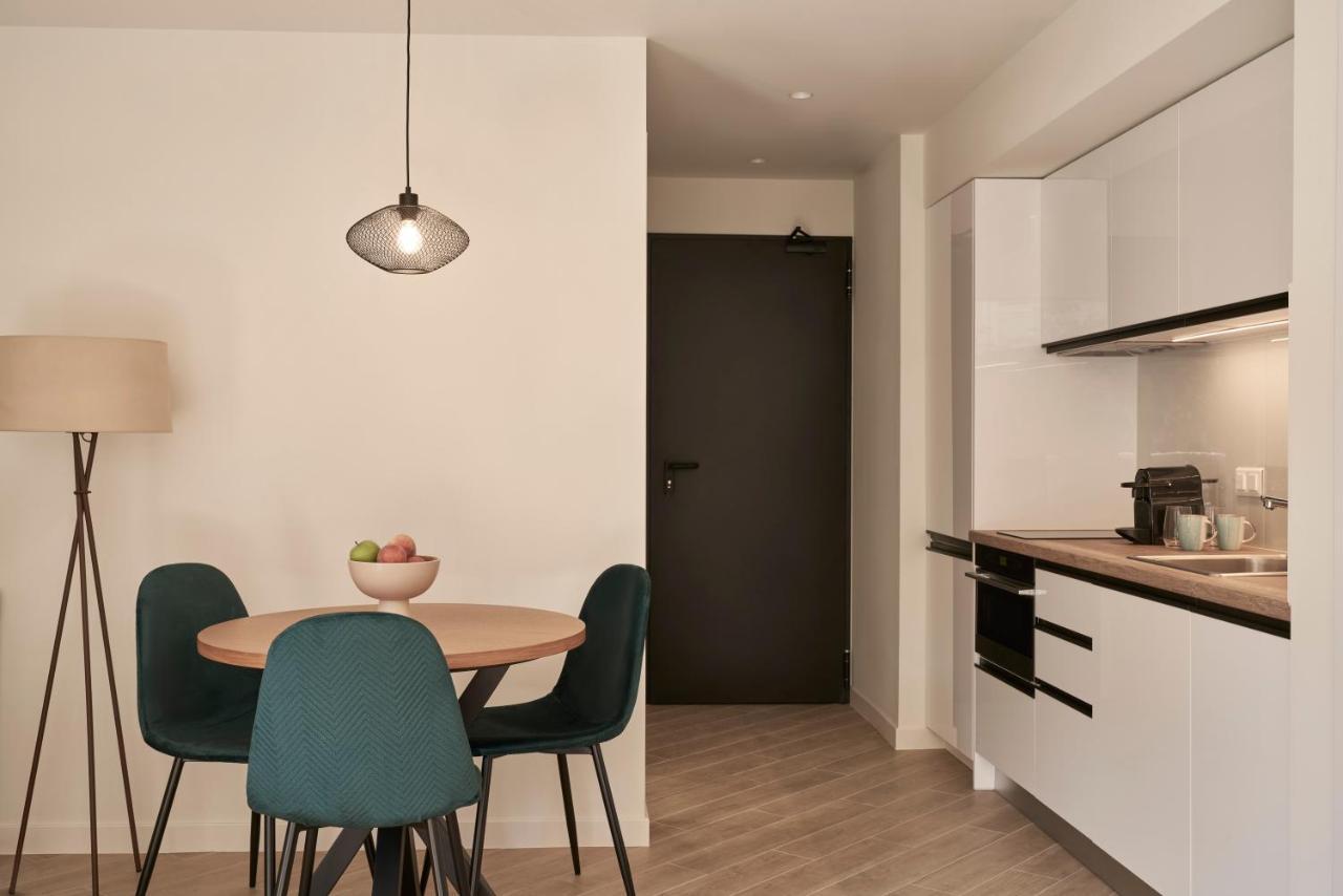 Deluxe Apartment balcony
