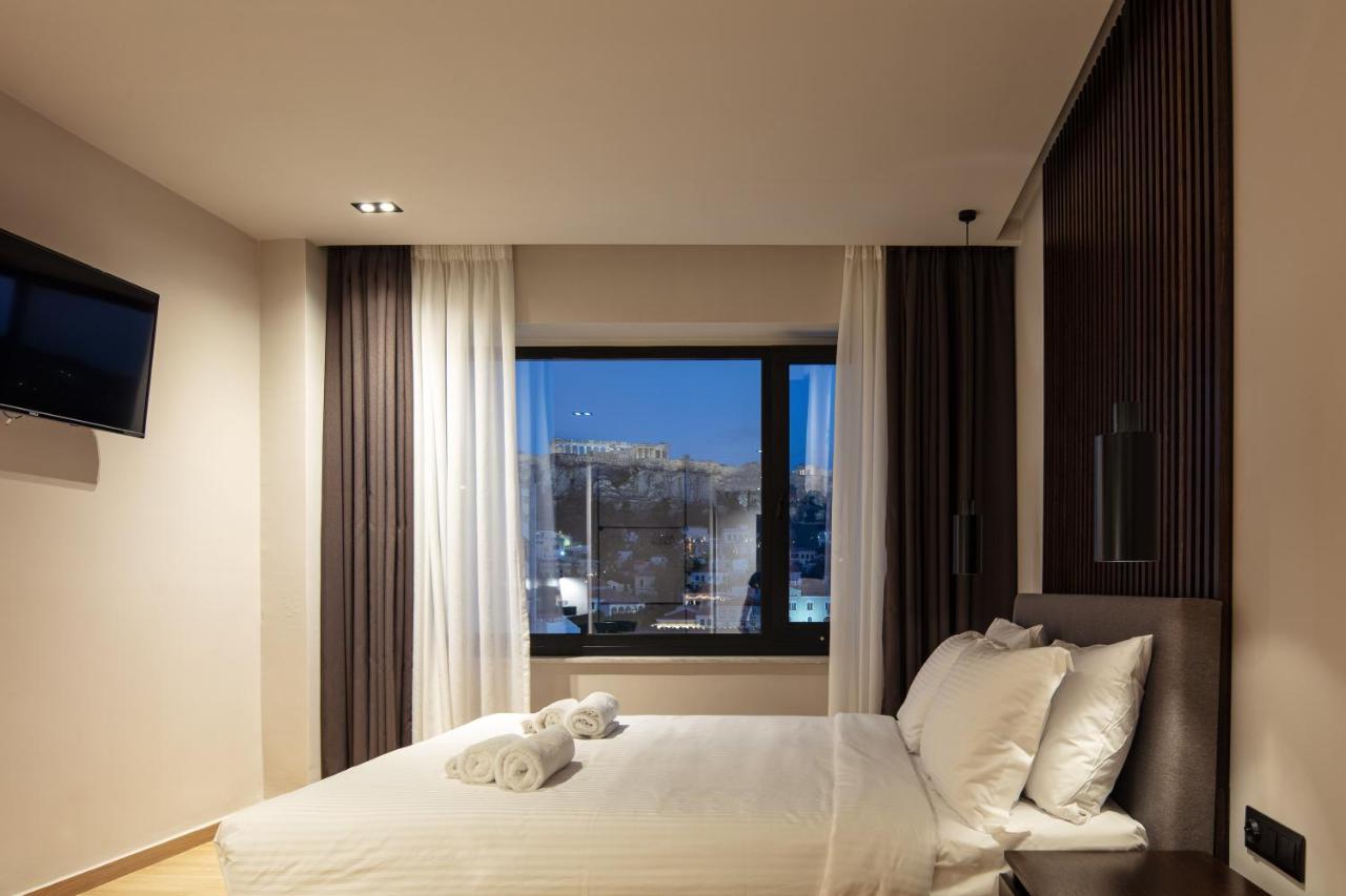 Signature Suite with Acropolis View (Corner Suite)