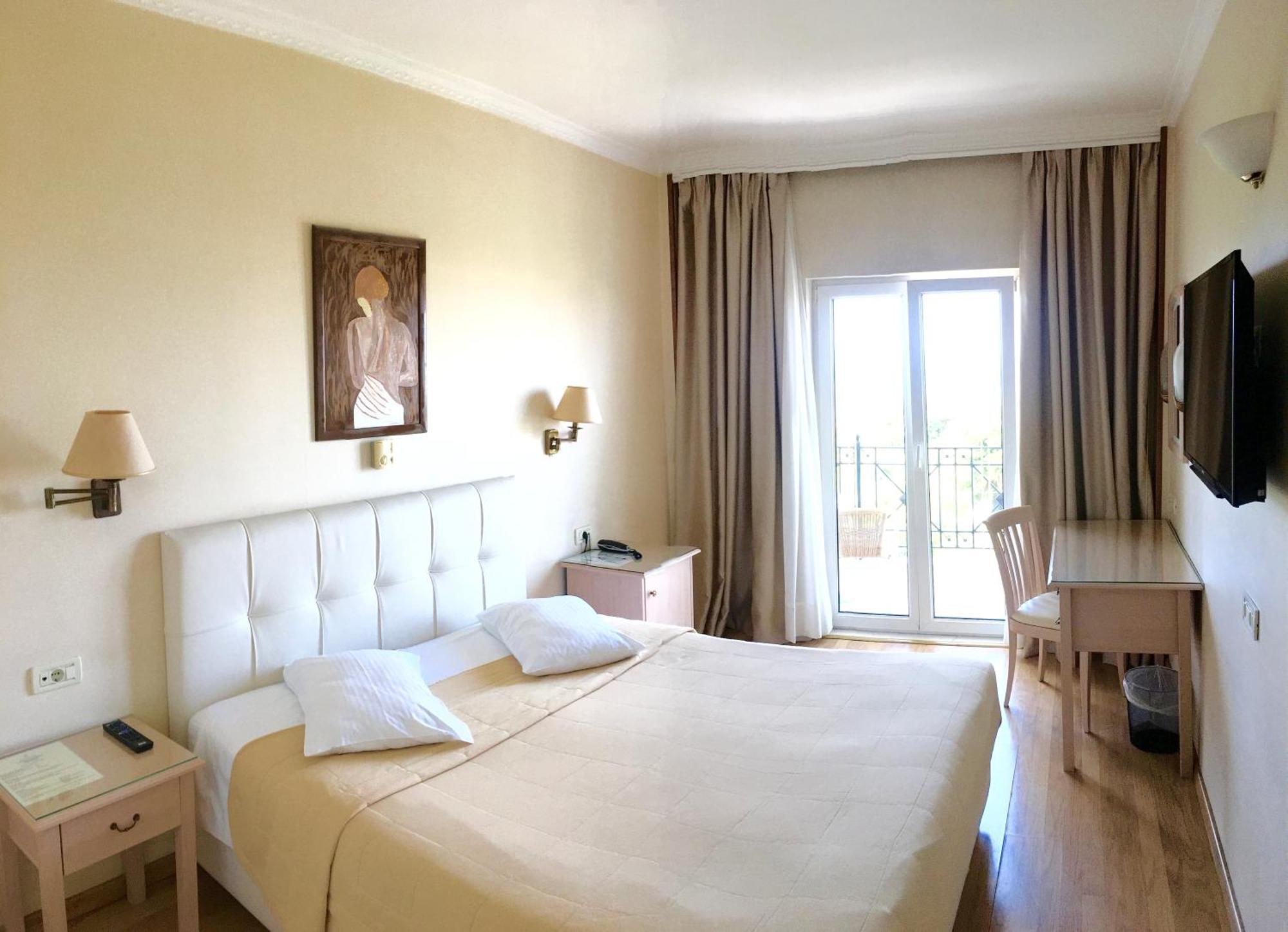 Double Room with Sea View,1436446738:JPEG