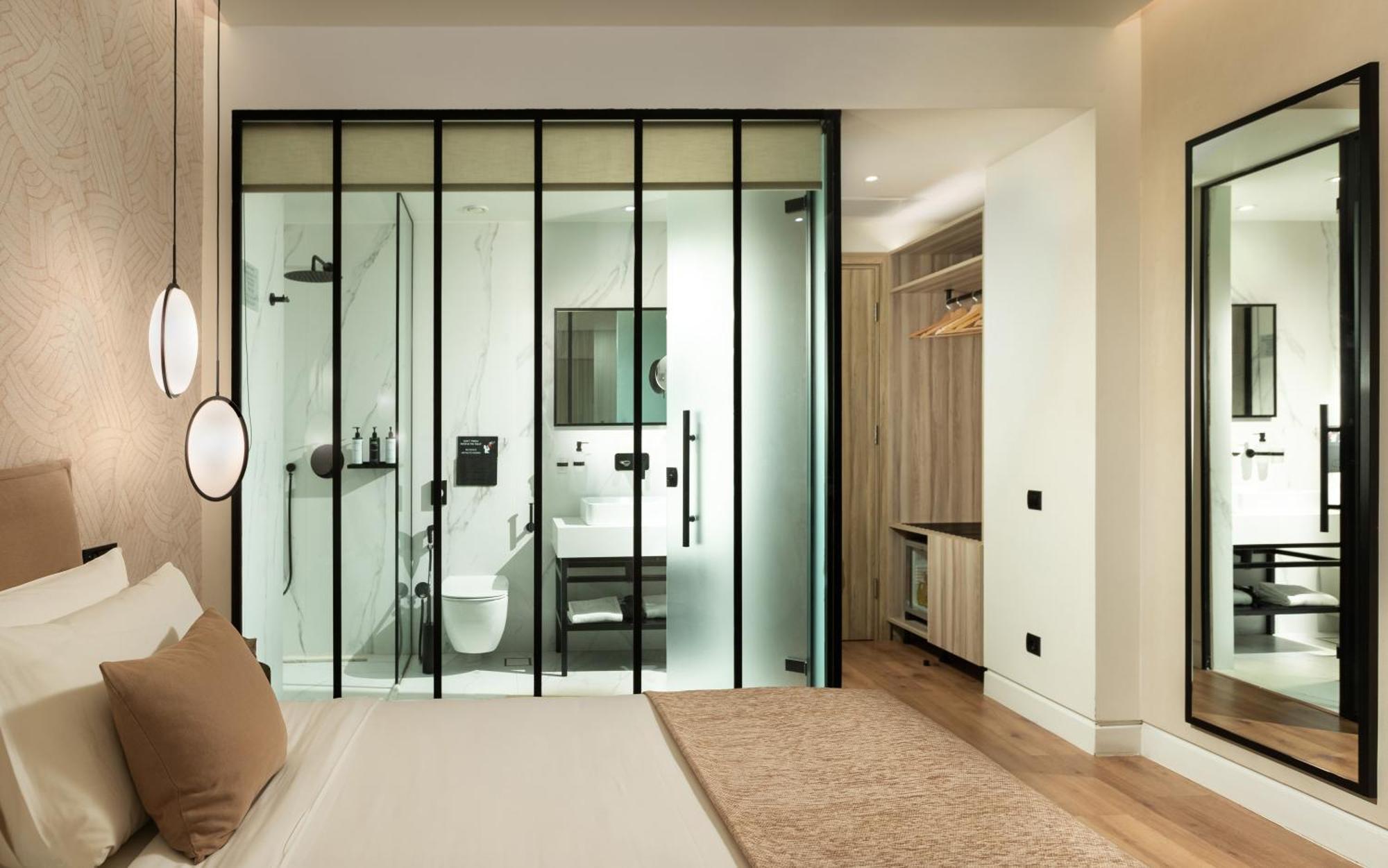 Standard Room,1584835583:JPEG