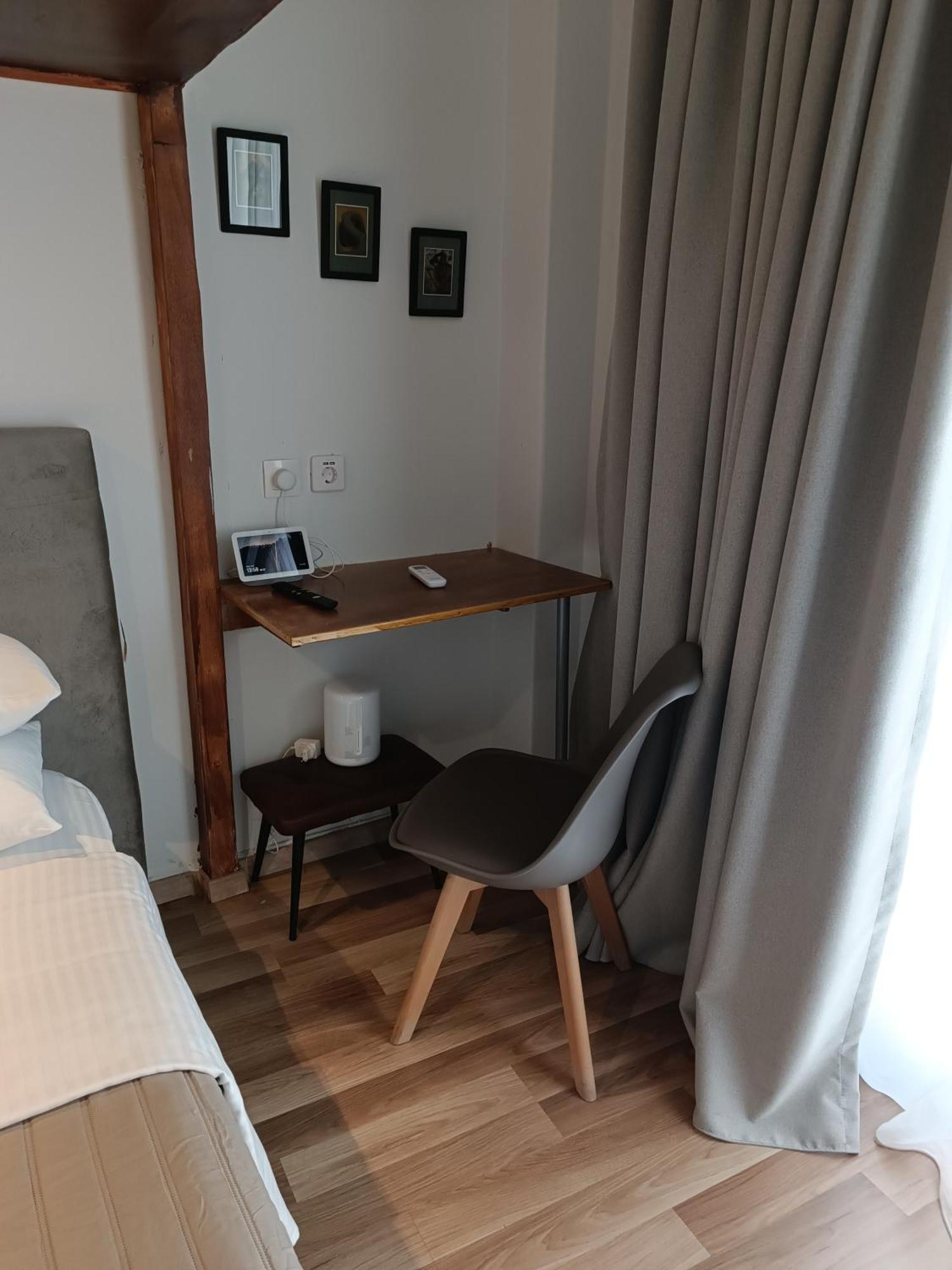 Double Room Private Bathroom
