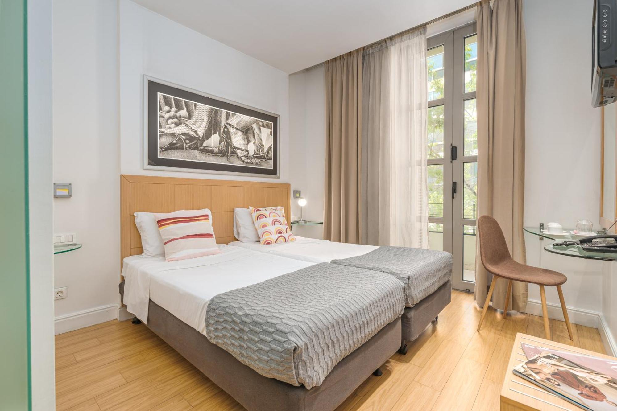 Standard Twin Room,1611069101:JPEG