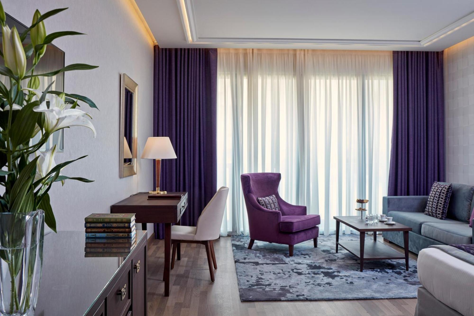 Executive Room