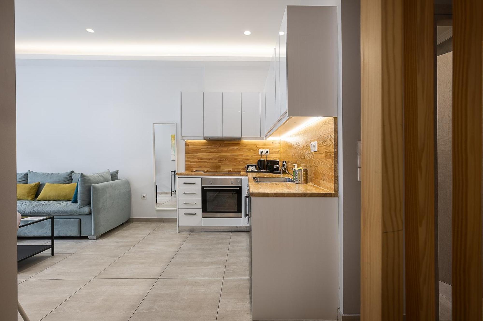 Premium Studio with Balcony,1668116123:JPEG