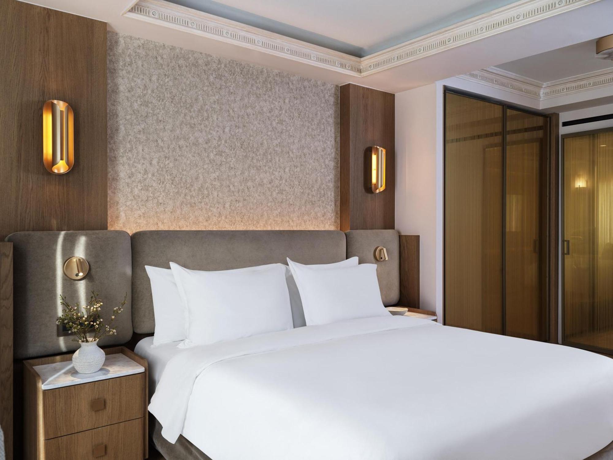 Presidential Suite,1742582272:JPEG