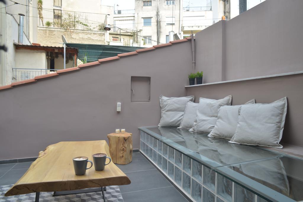 Three-Bedroom House,388632965:JPEG