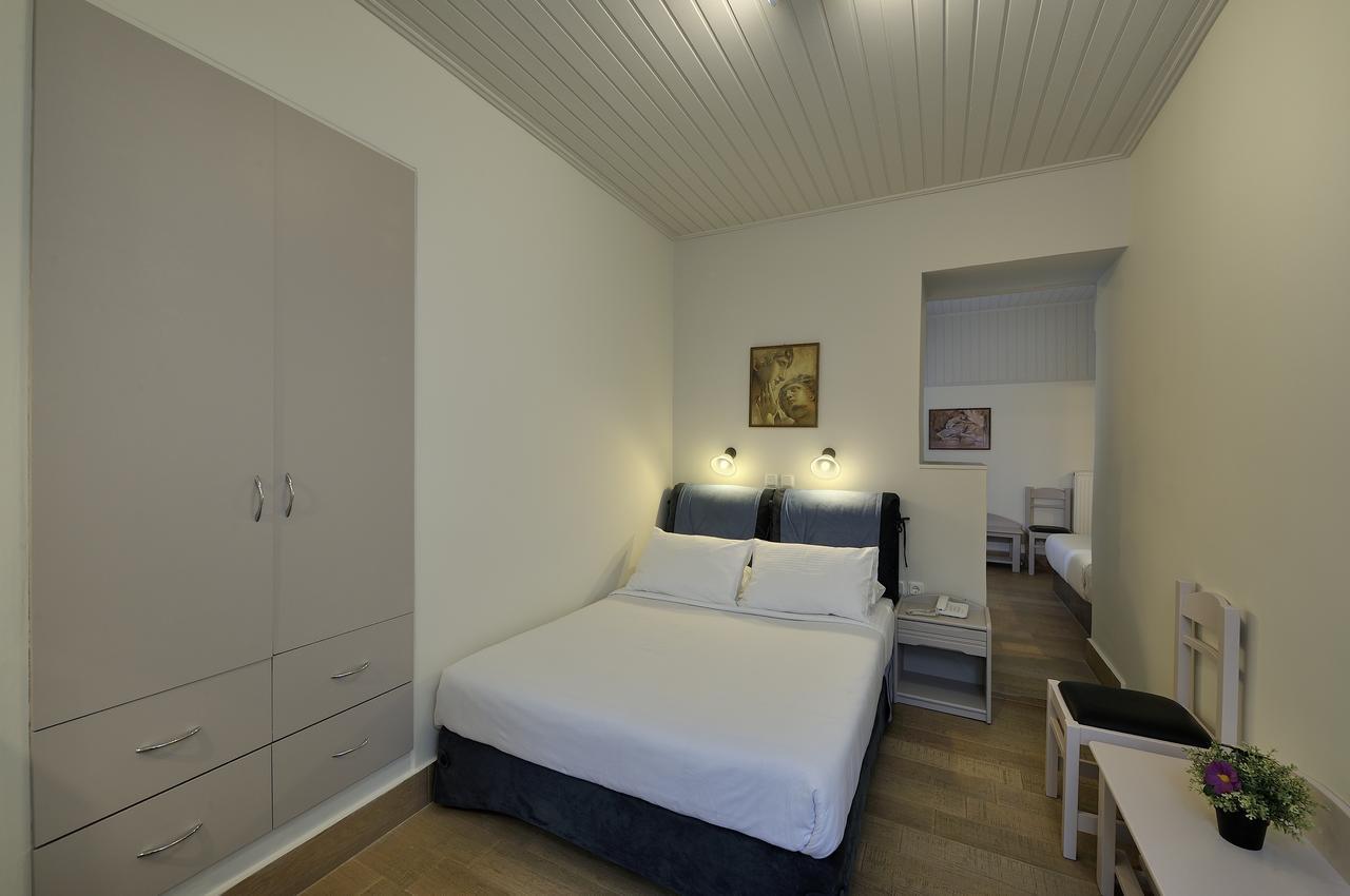 Quarto Triplo Econômico