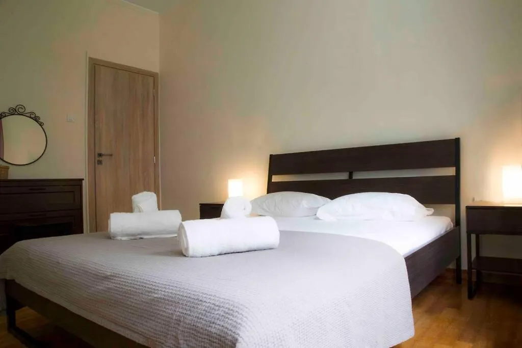 7 Steps Apartment Metro Syggrou Fix Near Acropolis-1