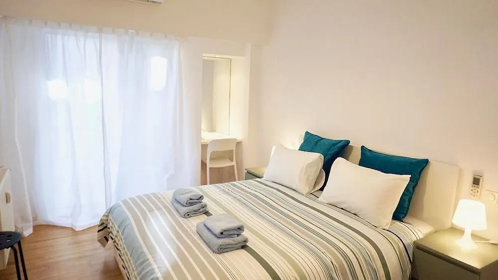 Central & Elegant Apt In Athens-1