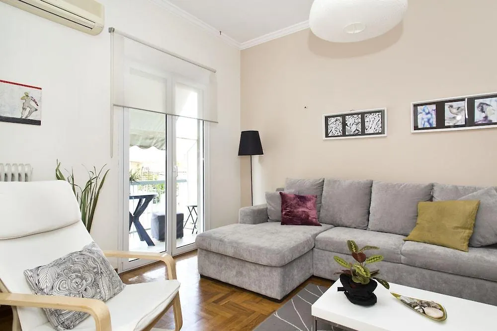 Kallimarmaro Apartment-1