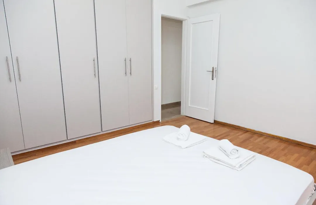 Luxury Apt In Central Athens!-1