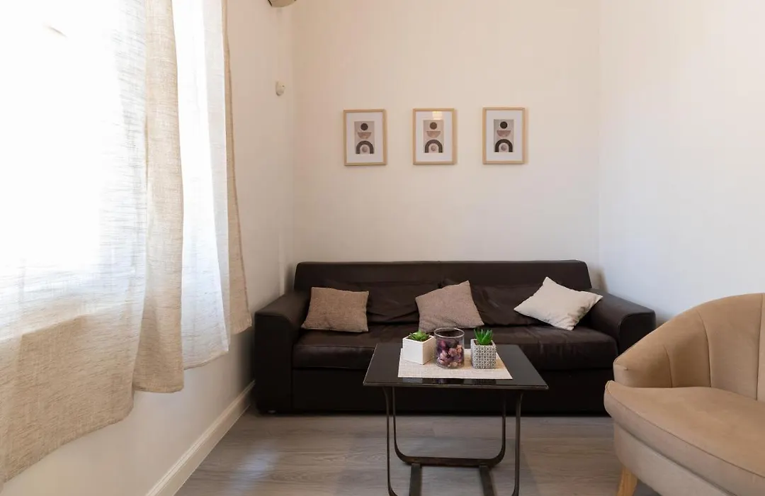 Apollonas Luxurious Apartments-1