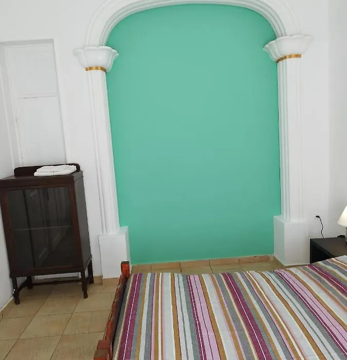 Pilika 4 Room With Shared Bath-1