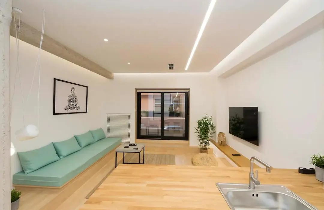 Luxury Minimal Apartment In Athens-1