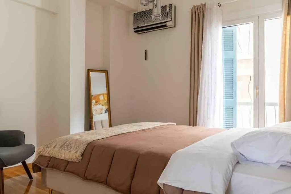 2Bdr Boutique Full Apt In Plaka-1