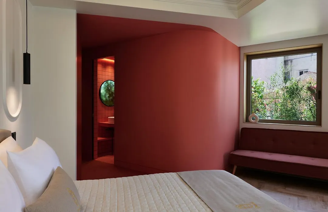 Dwell - Elegant City Stay-1