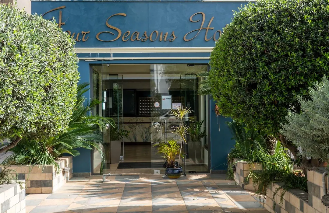 Four Seasons Hotel-1