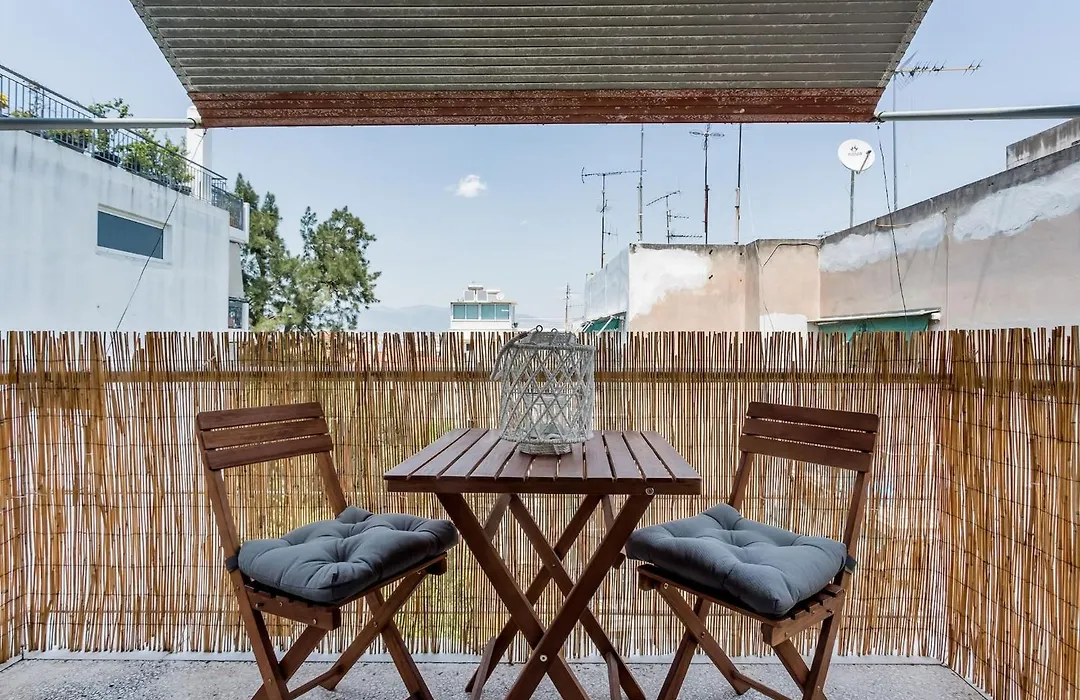 Romantic Love-Nest Studio Near Acropolis & Metro-1