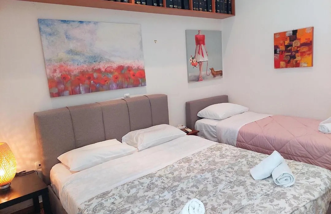 Lovely Apartment In Athens Center-1