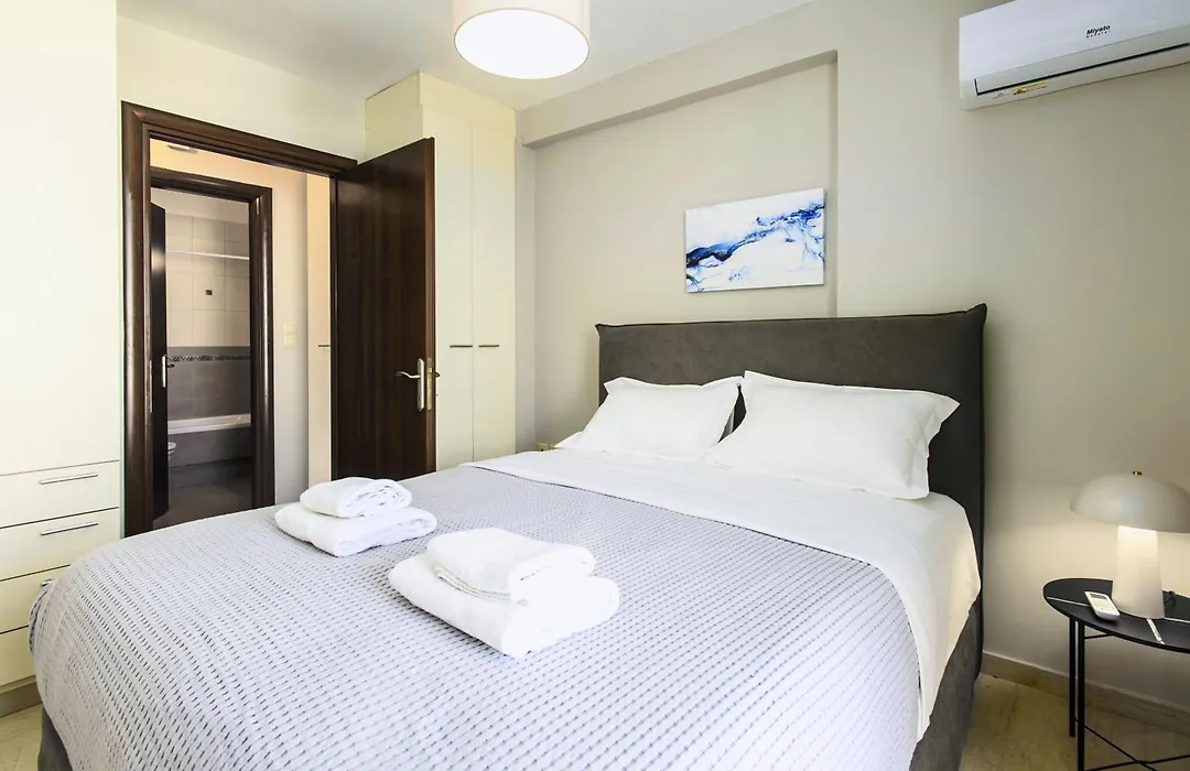 Lis153 By Smart Cozy Suites - Top Floors With Amazing City View - Available 24Hr-1