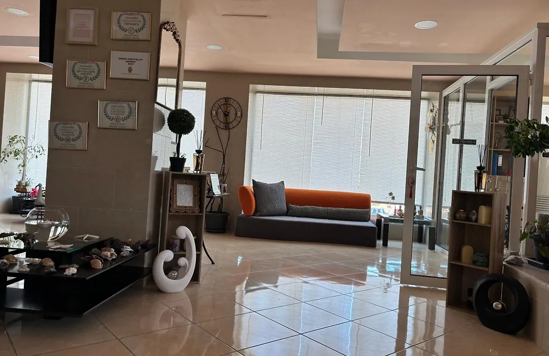 Nikolakakis Rooms Lavrio-1