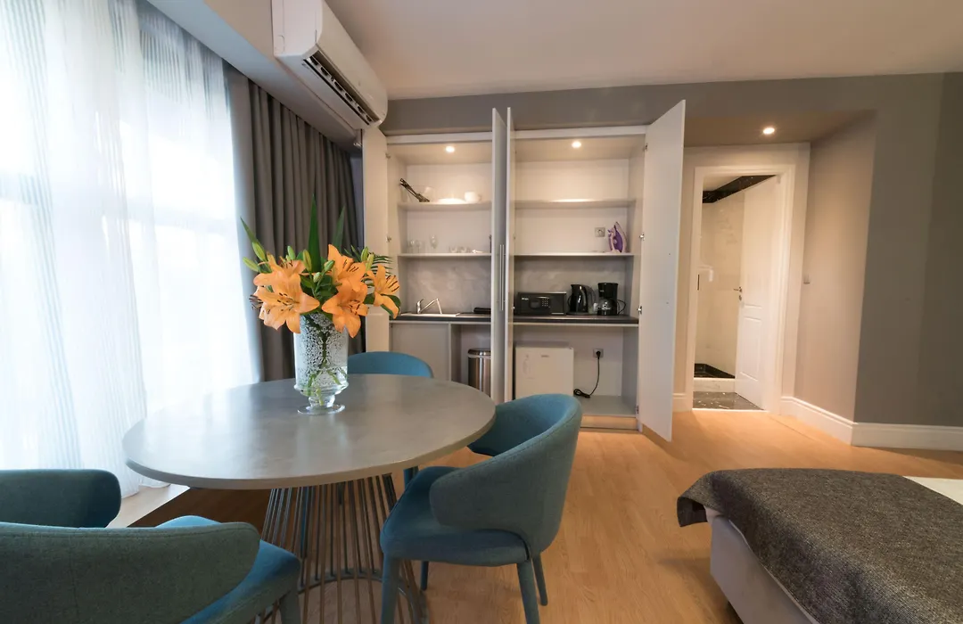 47 Luxury Suites-1