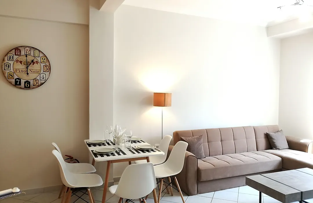 Pisces - City Center Apartment-1