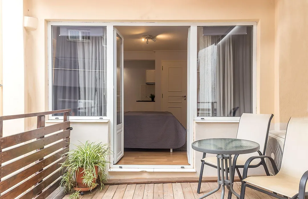 Urbanstay-1