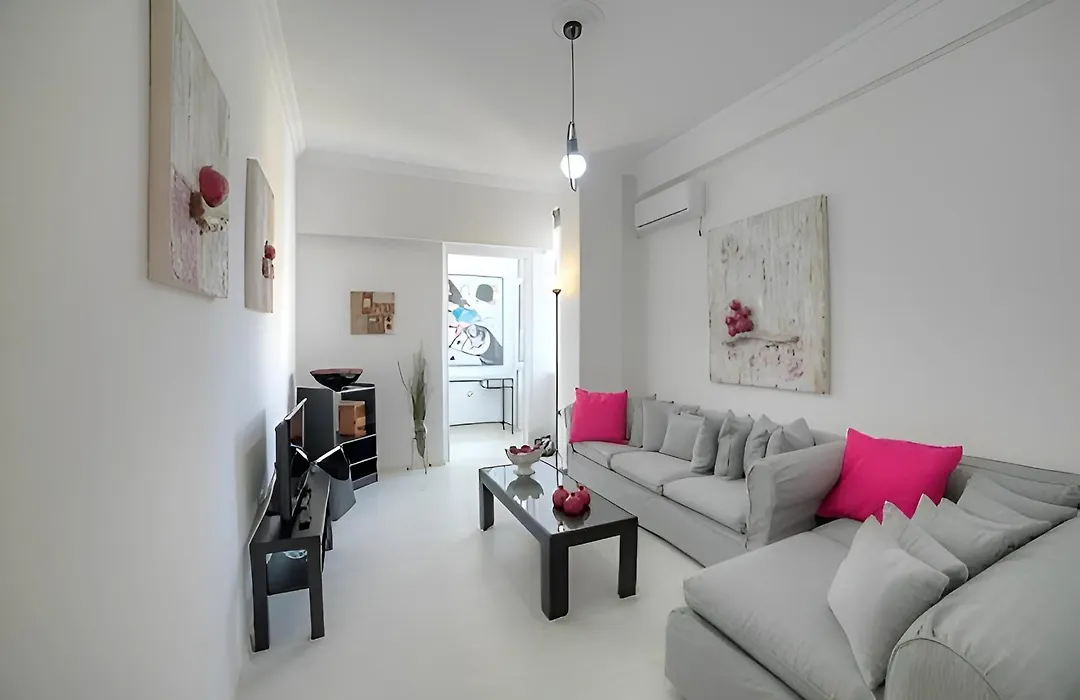 Cosy Apartment In Glyfada Center-1