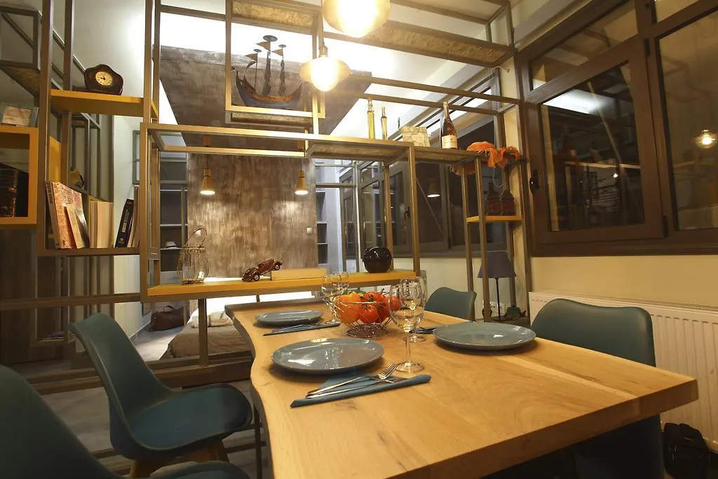 82 M2 Loft Urban Apartment Gazi - Votanikos-1