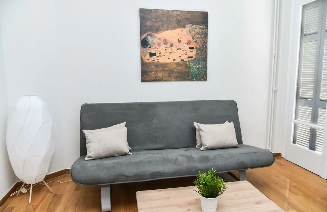 Warm Apartment At Exarchia 1 Bed 2 Pers-1