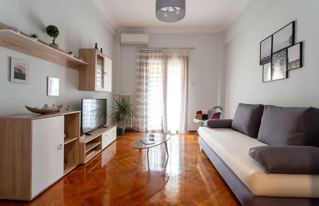 Lux & Stylish Renovated Aprt Close To City Center !-1