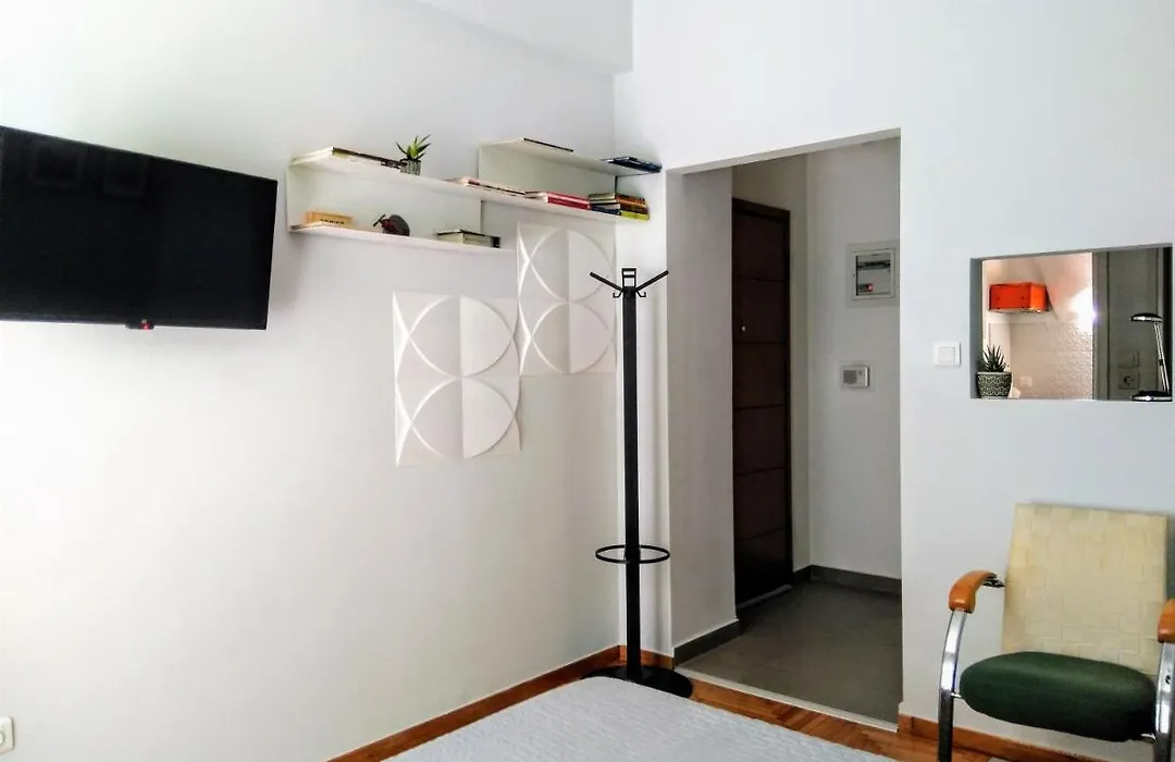 Athens Pangrati Modern Apt 10Min To Metro-1