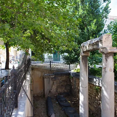 Plato'S Square Apartments-2