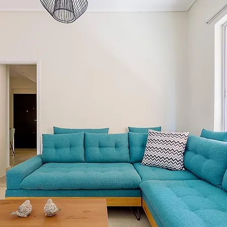 Cozy Flat With 1 Bedroom Next To Metro Station-2