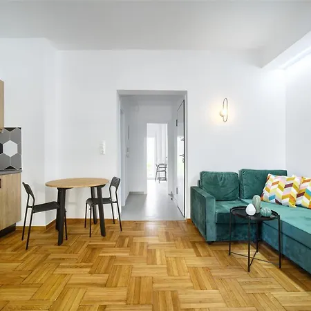 Majestic Flat With Huge Terrace In The City Center-3