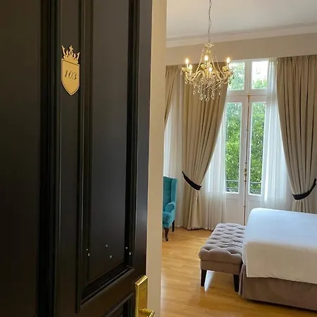 Athens Mansion Luxury Suites-3