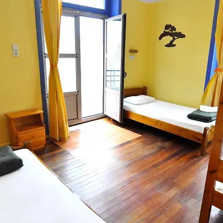 The Student & Travellers Inn-2