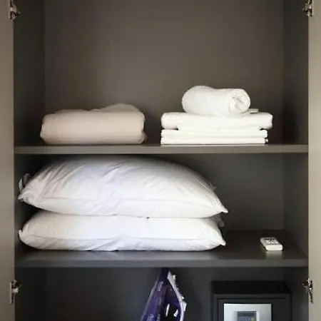 Happiness Luxury Central Apartment-2