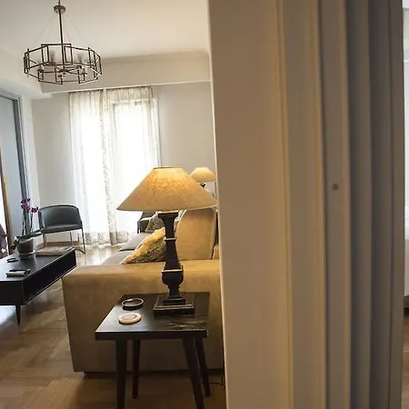 Elegant Apartment Under Acropolis-2