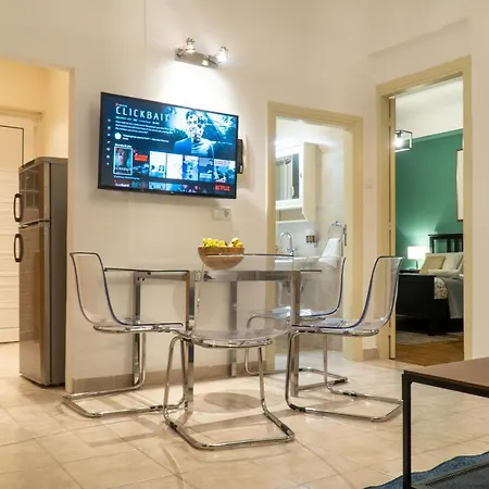 Nikis Artistic Flat/ Syntagma Square-3