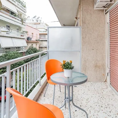 Koukaki Apartment With A Sunny Balcony, Near The Acropolis-3