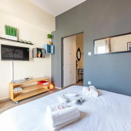 Renovated Lovely Apartment Near To Acropolis-3