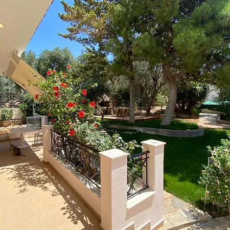 Villa Reina On The Hill Of Vouliagmeni-2