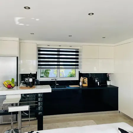 Luxury Penthouse Studio With Sea View, Palaio Faliro-3